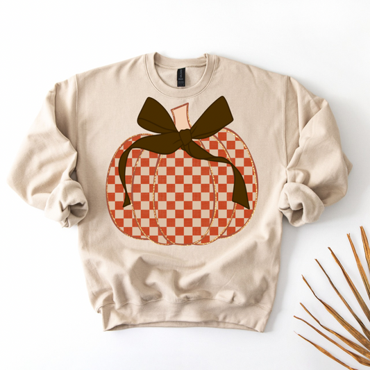 Pumpkin Charm | T-Shirt