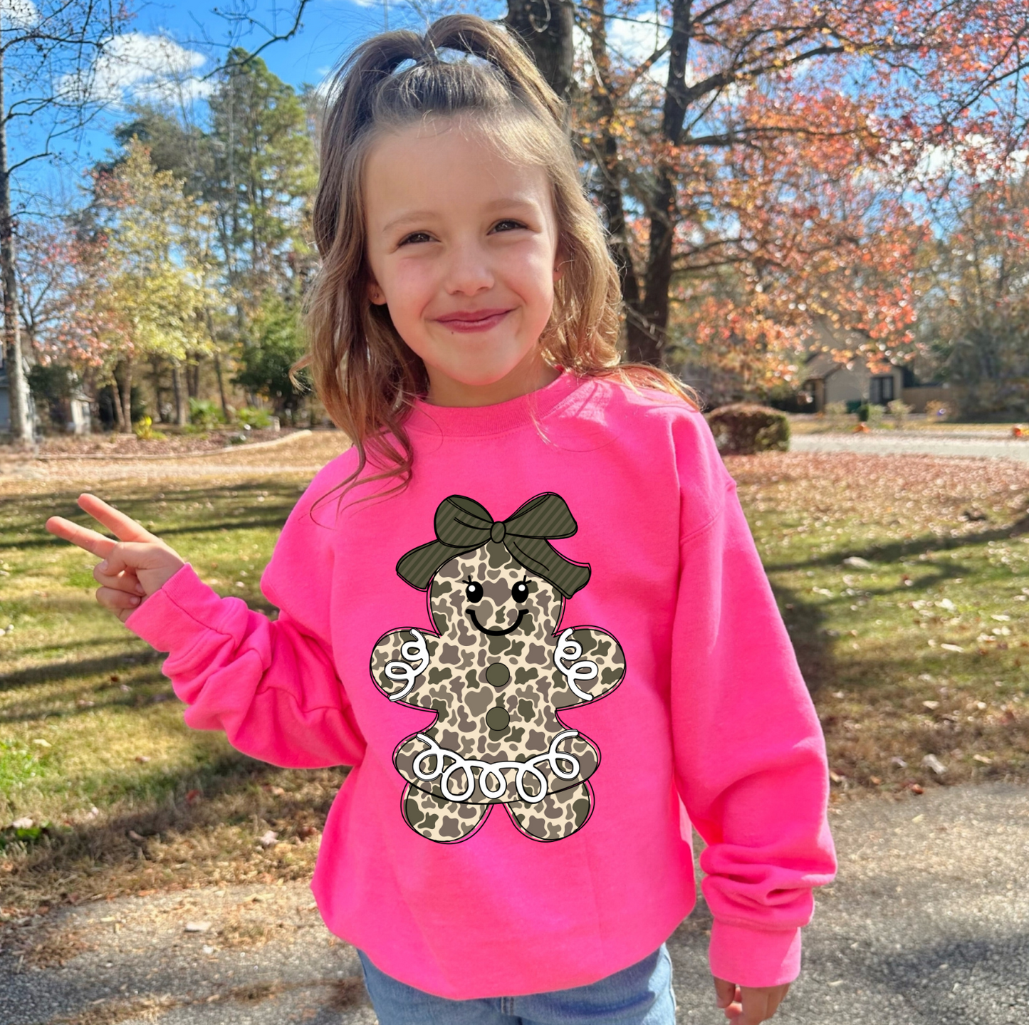 Camo Gingerbread Girl | Youth Sweatshirt